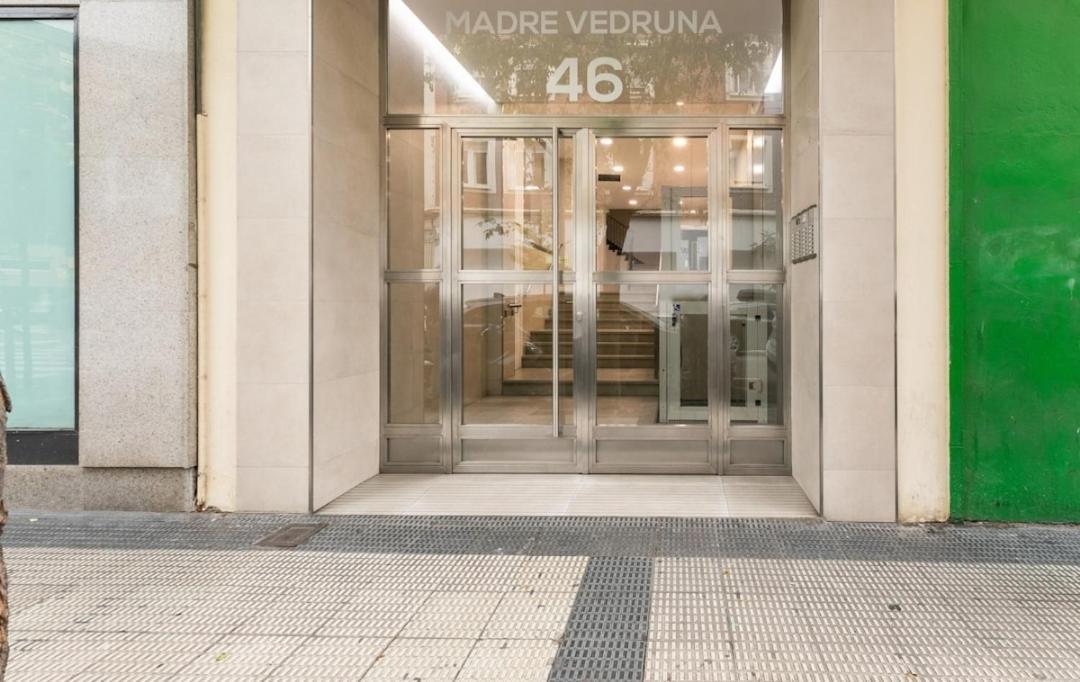 Urban Vedruna Zaragoza Eksteriør billede